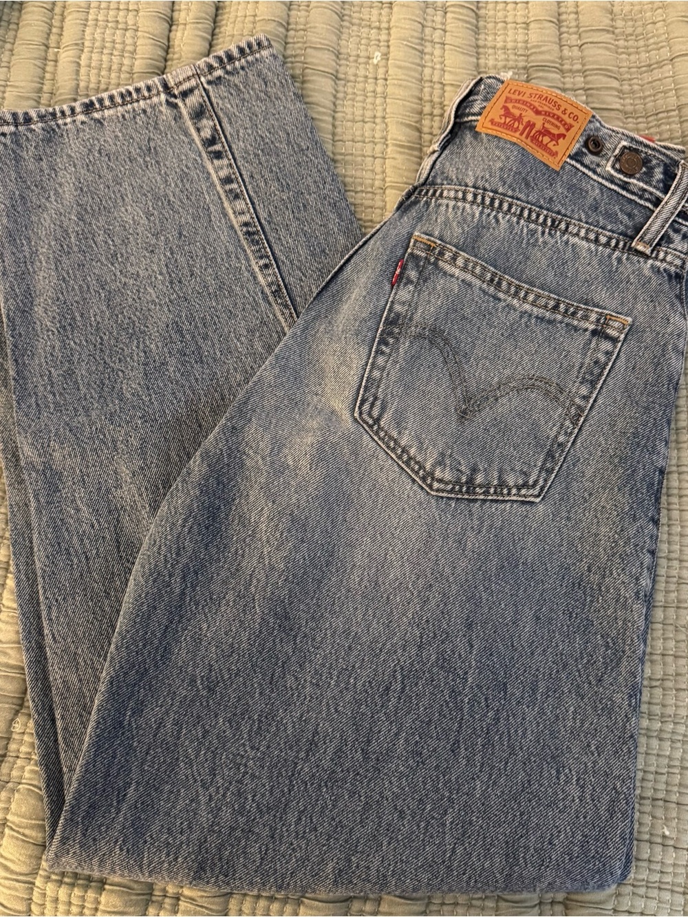 Levi's Womens Cinch Barrel Jeans